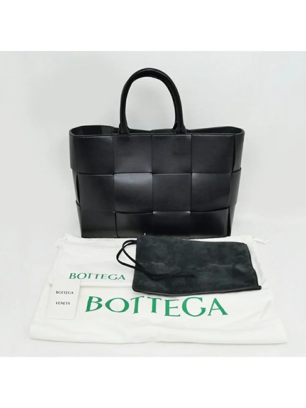 Bottega Veneta Arco Tote Black Intrecciato Calf Leather